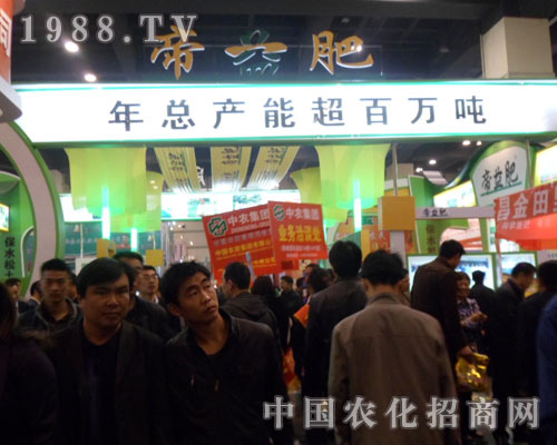 ���ݷ���չ��D��Ⱥ�е�һ�ʺ�������