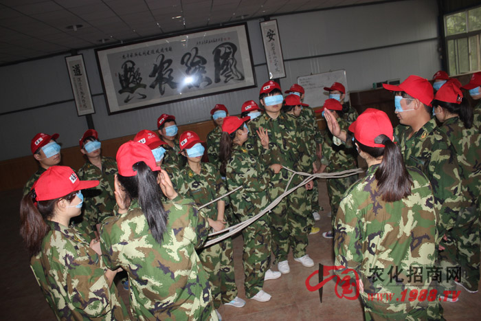 �@����չ���ʹ��������w�����F(tu��n)ꠅf(xi��)�����΄�(w��)��(zh��)���^���е���Ҫ����ͬ�rҲ�W(xu��)�������ͻ���Լ������ĘO���������f��һ�ηǳ��y�õĽ�(j��ng)�v��