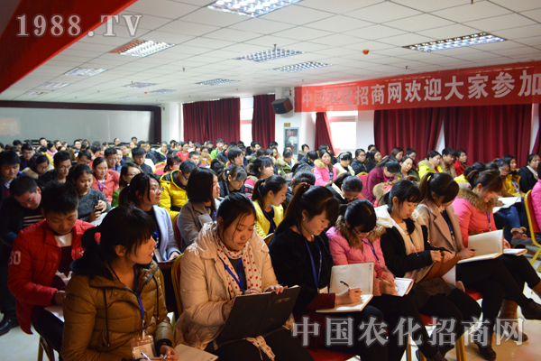 һ·�߁����ж�������ҳ��L