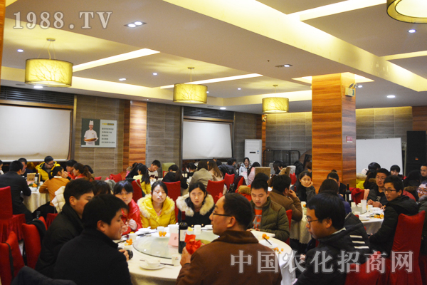 һ�����Ă���������һ��؟(z��)�θ�ȫ���Ը�