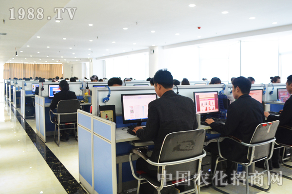 ���ڻ���ͦ�õġ�