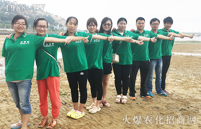 9���L�������������������