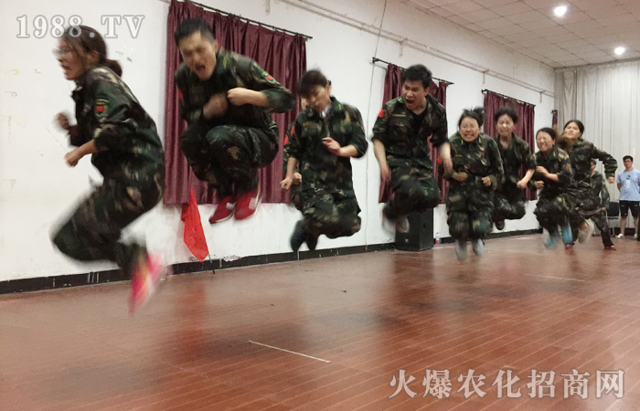 ��������(zh��n)�O�ޣ������J(r��n)�R(sh��)�Լ�