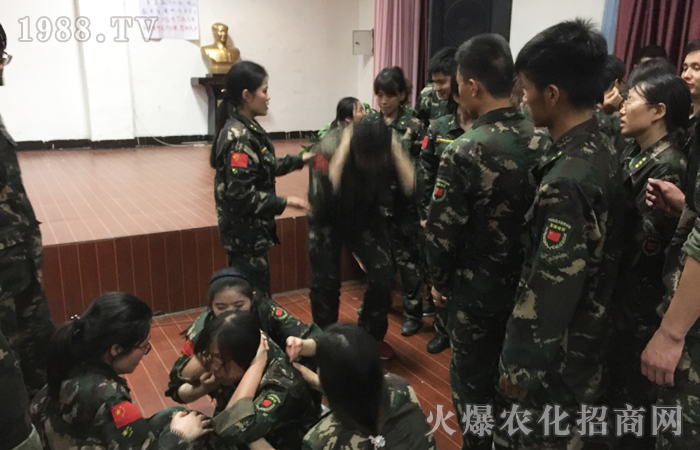 ��(d��ng)���X��������ͻ�������ڸ�׃��