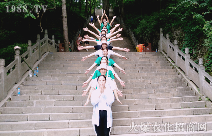 �](m��i)�б��_���L(zh��ng)��· �](m��i)�б��˸��ߵ�ɽ