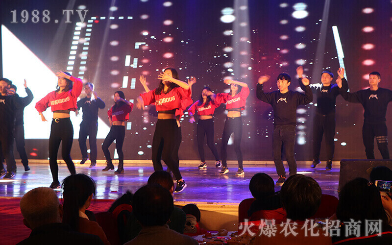 �ж�����