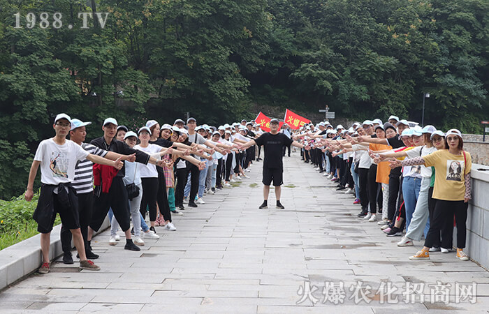 �u��ɽ�����һ�ģ��¿h���ܚvʷ��ϴ�Y��