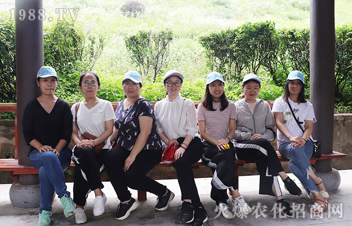 ��һ���tɫ֮�����؜ؼ���ȼ���Ěq��