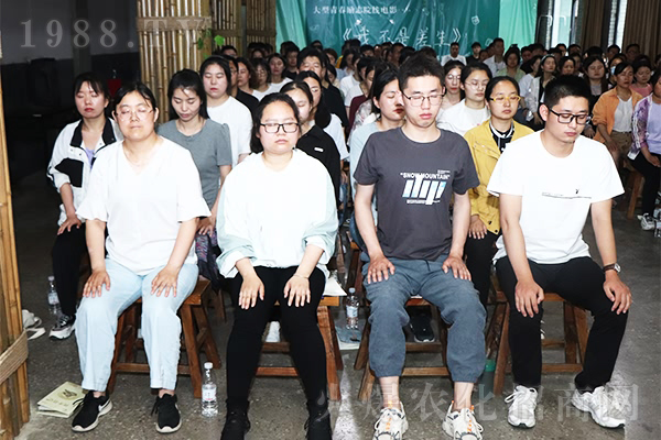 Ʒ�x�����½�(j��ng)������������������