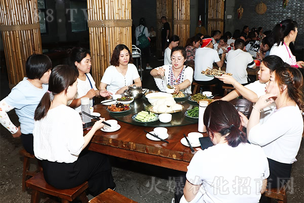 �Գ־��Ǆ���������֮����ʼ�����£�