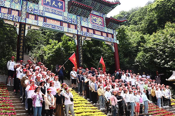 �p�Ͼ�ɽ֮����Ʒ���W(xu��)֮������Ʒ��֮����