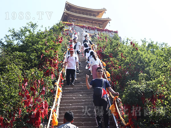 �����Ͼ�ɽ���W(xu��)��(x��)�����½�(j��ng)��