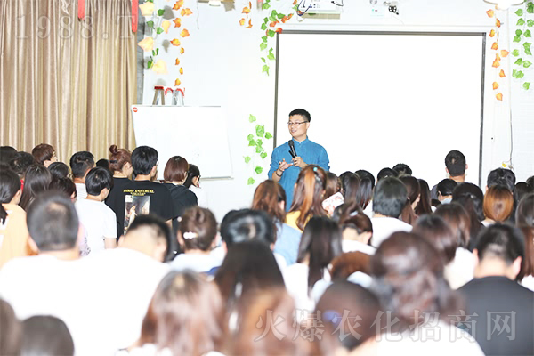 ���M(j��n)�Ͼ�ɽ���^��ɽ�w�٣��[�r�����^��Ʒ���ӵ��y(t��ng)