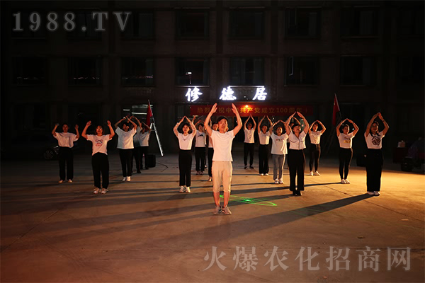 ���мtɫ�������W(xu��)��(x��)��(gu��)�W(xu��)��(j��ng)�����𱬾W(w��ng)2021�Ͼ�ɽ֮�ã�