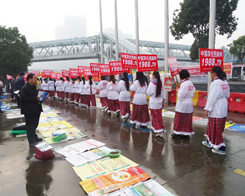 2013�׏�(f��)��չ�N��(hu��)�ϵ�С����(du��)��