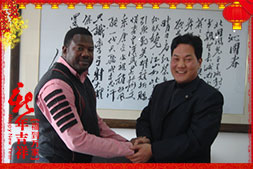 ��ɽ�|�����󻯡���ף���Ͽ͑�����옷(l��)��Ц�ڳ��_��