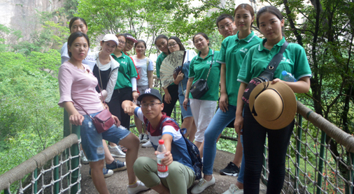 ����Ę�Ȥ����׷������һ������һ�ӵ��ഺ��