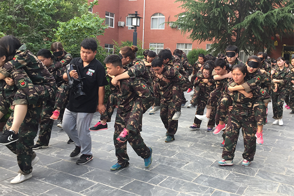 ���v�D���ĥ�y���w��H������������F��