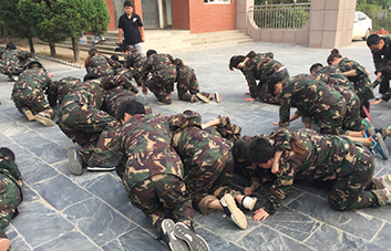 ����һ��һ���ߣ���Щ���Ӳ�������