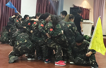 �𱬴��ͥ���Q��һ���K��