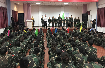 �F꠱�ƴ�����µ�ֻ���ǜIˮ�������z����