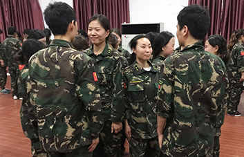 �W��ٝ�����ի@һ�����ģ�