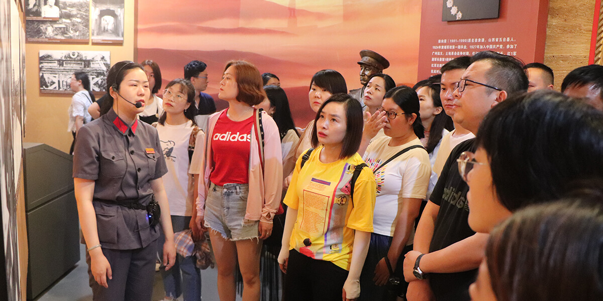 �؜ؼtɫ�vʷ��׷˼Ӣ�۾������𱬾W(w��ng)���^��ԥ��^(q��)�����^��