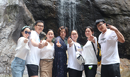 ׷�����У����׿�����չ���ഺ������