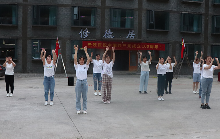 �𱬾W(w��ng)�Ͼ�ɽ�������֮��(y��u)���赸