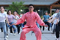 ��(n��i)����޻�������(qi��ng)�����չ�L(f��ng)����