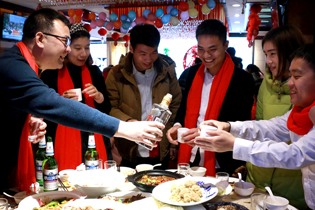 �����c�𱬾W(w��ng)�ľ�Ӣ�T���e�����