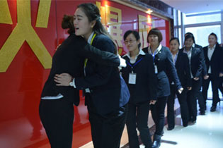 �µ�һ�죬�µ��_ʼ���𱬾W(w��ng)���(hu��)�����h(hu��n)��(ji��)��