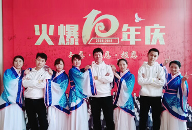 �]���������(d��ng)�ഺ���r(n��ng)�Y�W(w��ng)С����Ӱ����